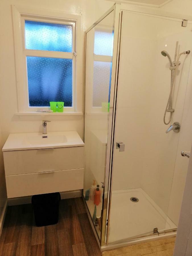 Homestay Double Room, Near The City Center Christchurch Kültér fotó